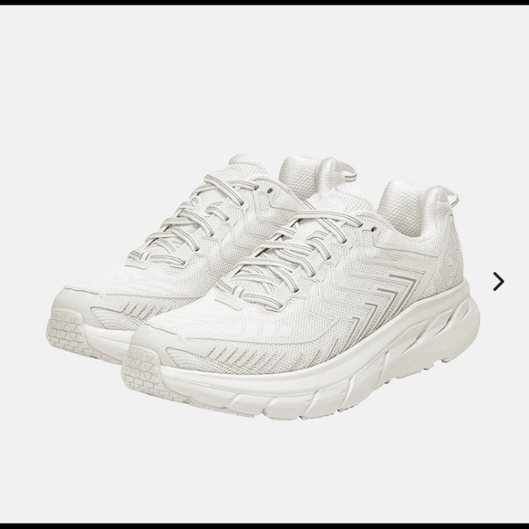 ISO OUTDOOR VOICES HOKA - Picture 1 of 2